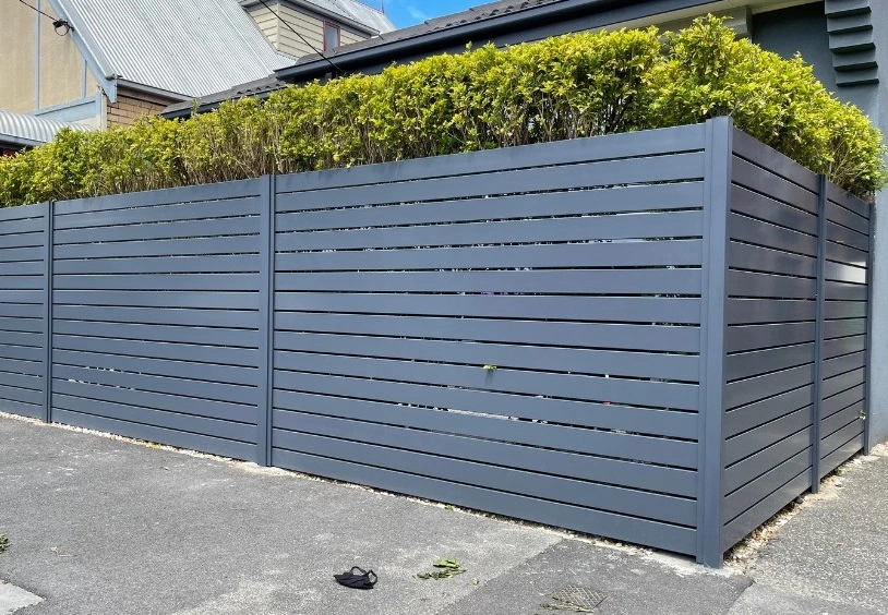 Installation de clotures et delimitation de terrain - OMNISERVI