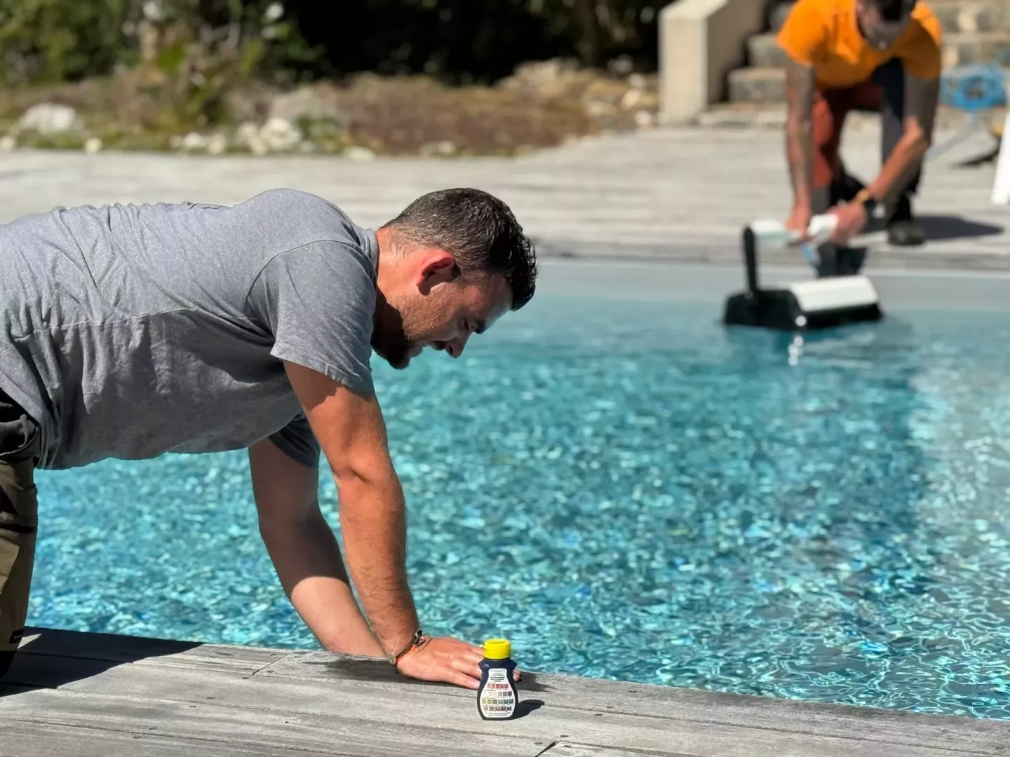 Nettoyage de piscine - OMNISERVICI