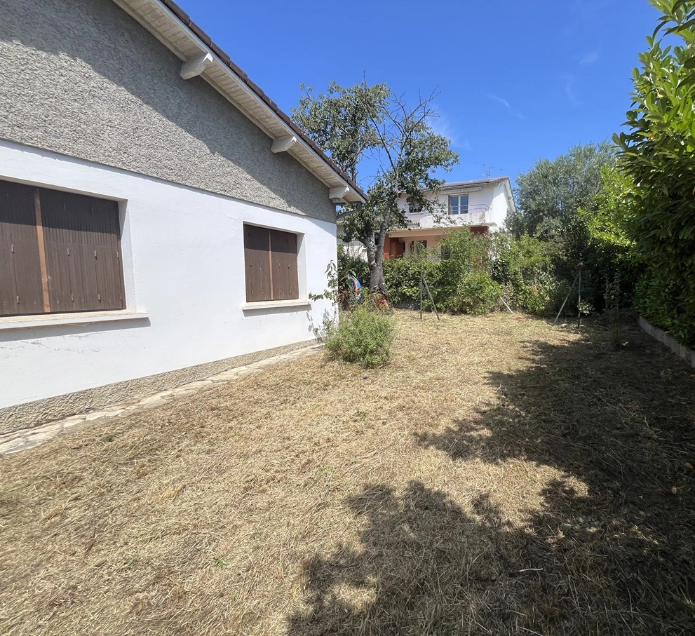 Après remise au propre des abords d'une villa à Balma