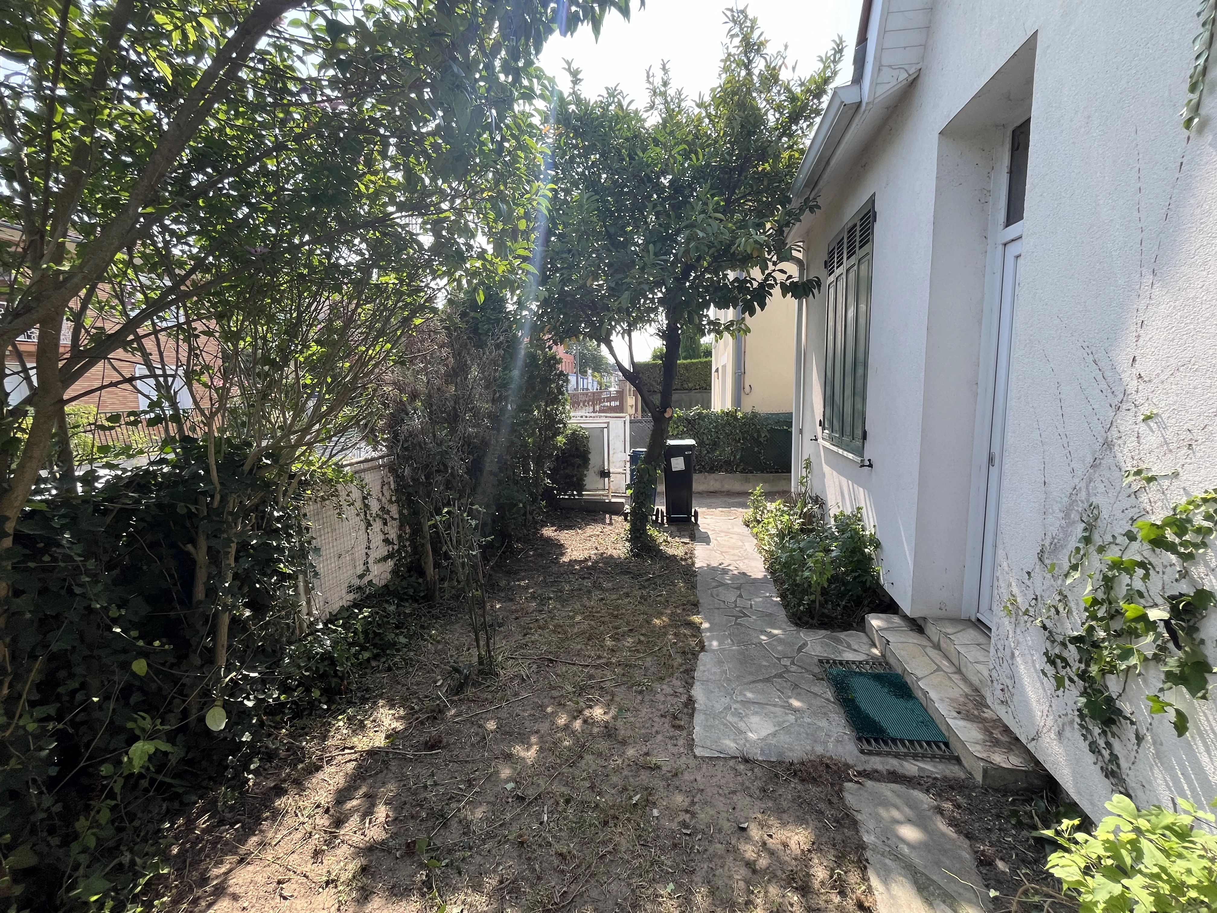 Après remise au propre d'un jardin à Toulouse