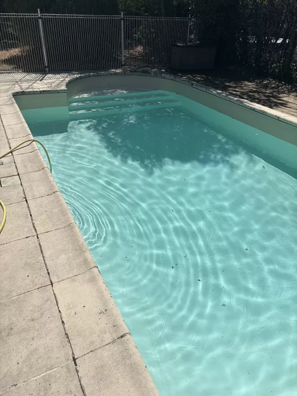 Vidange, nettoyage et remplissage d'une piscine à Tournefeuille